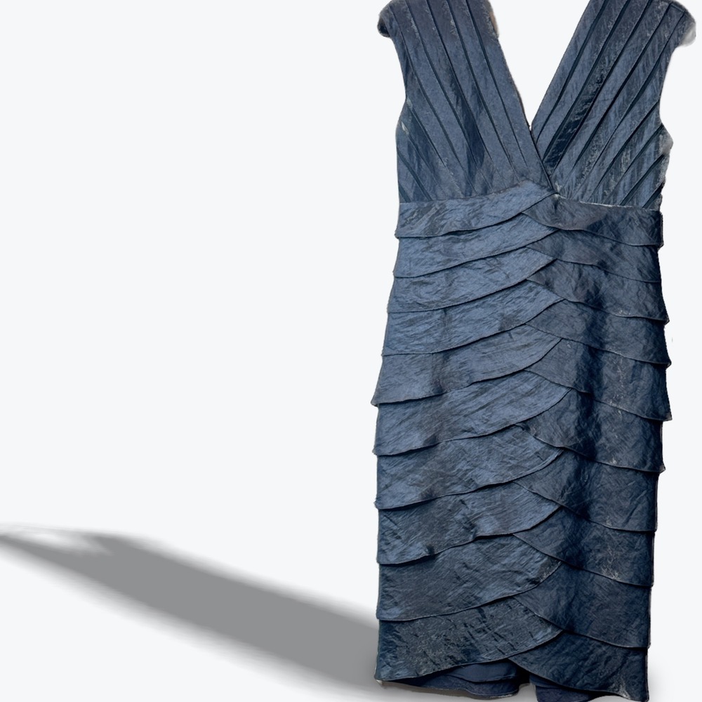 Adrianna Papell Tiered Dress Sleeveless Shimmer Ruffle‎ Blue Party Cocktail 8